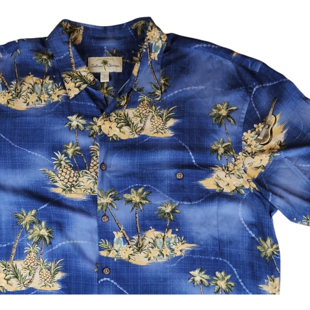 Island Shores Mens XL Blue Tropical Aloha Shirt Palm Tree Pineapple 100% Rayon